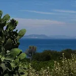 Heleni 4*