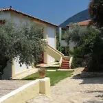 Heleni